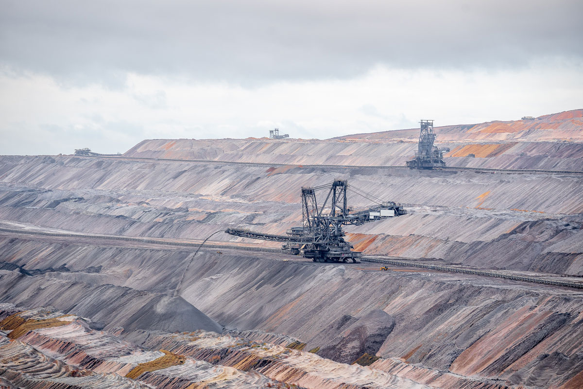 Verwoesting van het landschap door bruinkoolwinning